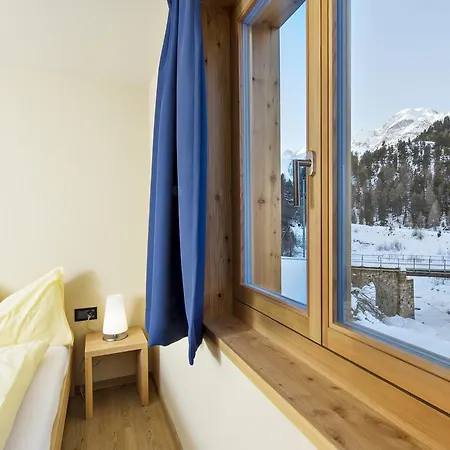 ロッジ Al Vadret Swisslodge