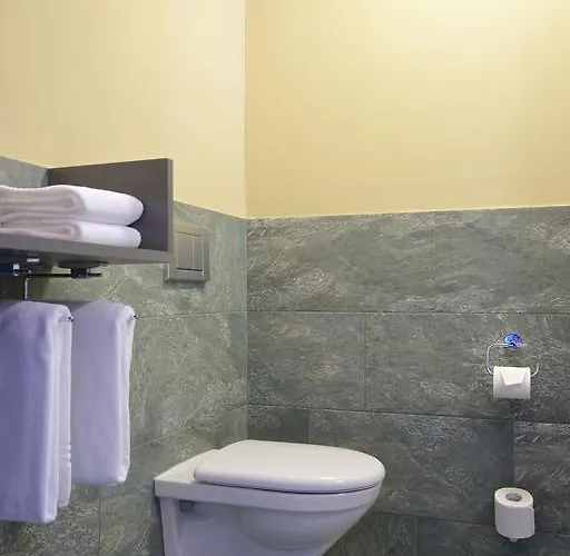 Orman Evi Al Vadret Swisslodge *