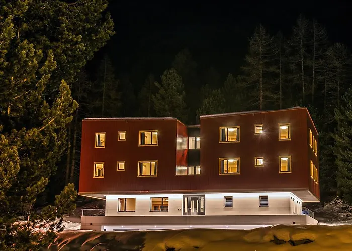Jaktstuga Al Vadret Swisslodge Pontresina