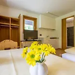 Al Vadret Swisslodge Jaktstuga